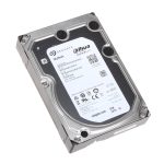 Disco duro 8 tb skyhawk marca seagate.